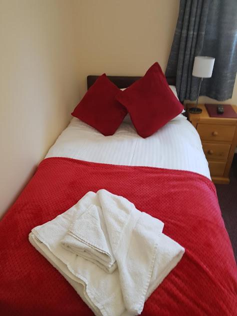 The Station Hotel Alness Extérieur photo