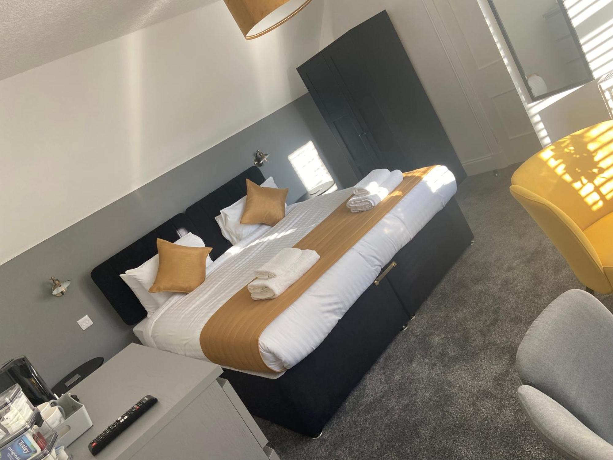 The Station Hotel Alness Extérieur photo