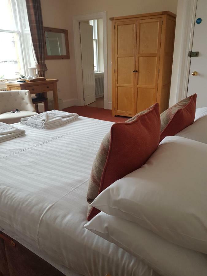 The Station Hotel Alness Extérieur photo
