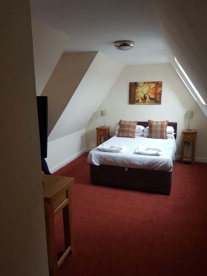 The Station Hotel Alness Extérieur photo