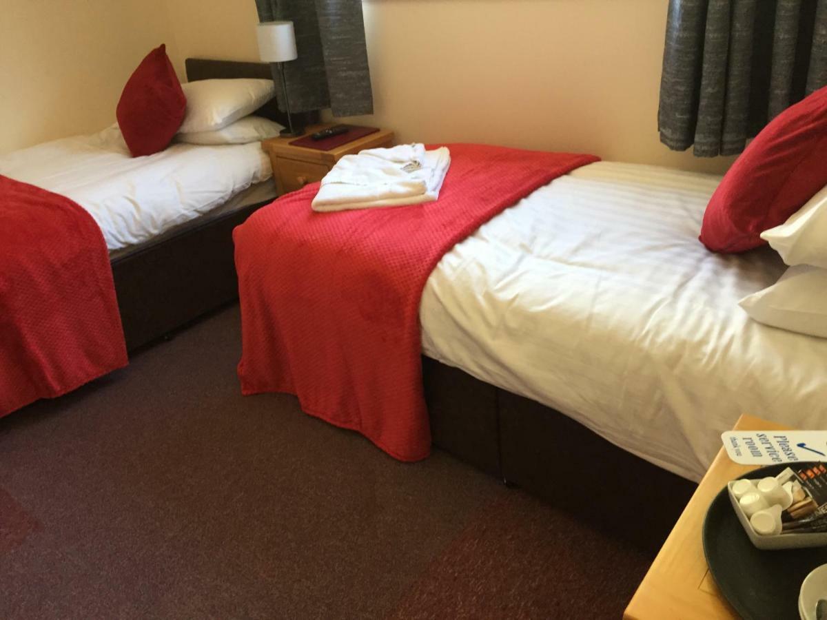 The Station Hotel Alness Extérieur photo